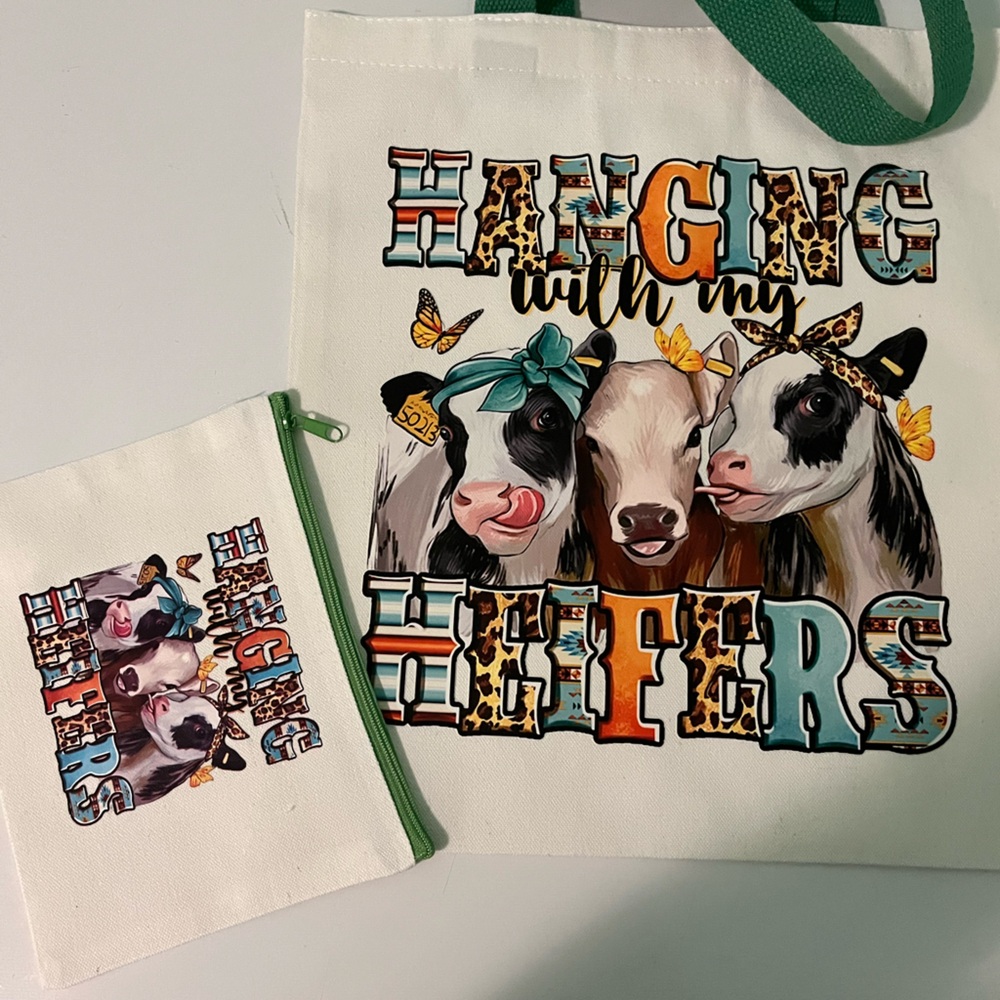 🌵Custom Hanging with my Heifers Canvas Totes. NWOT